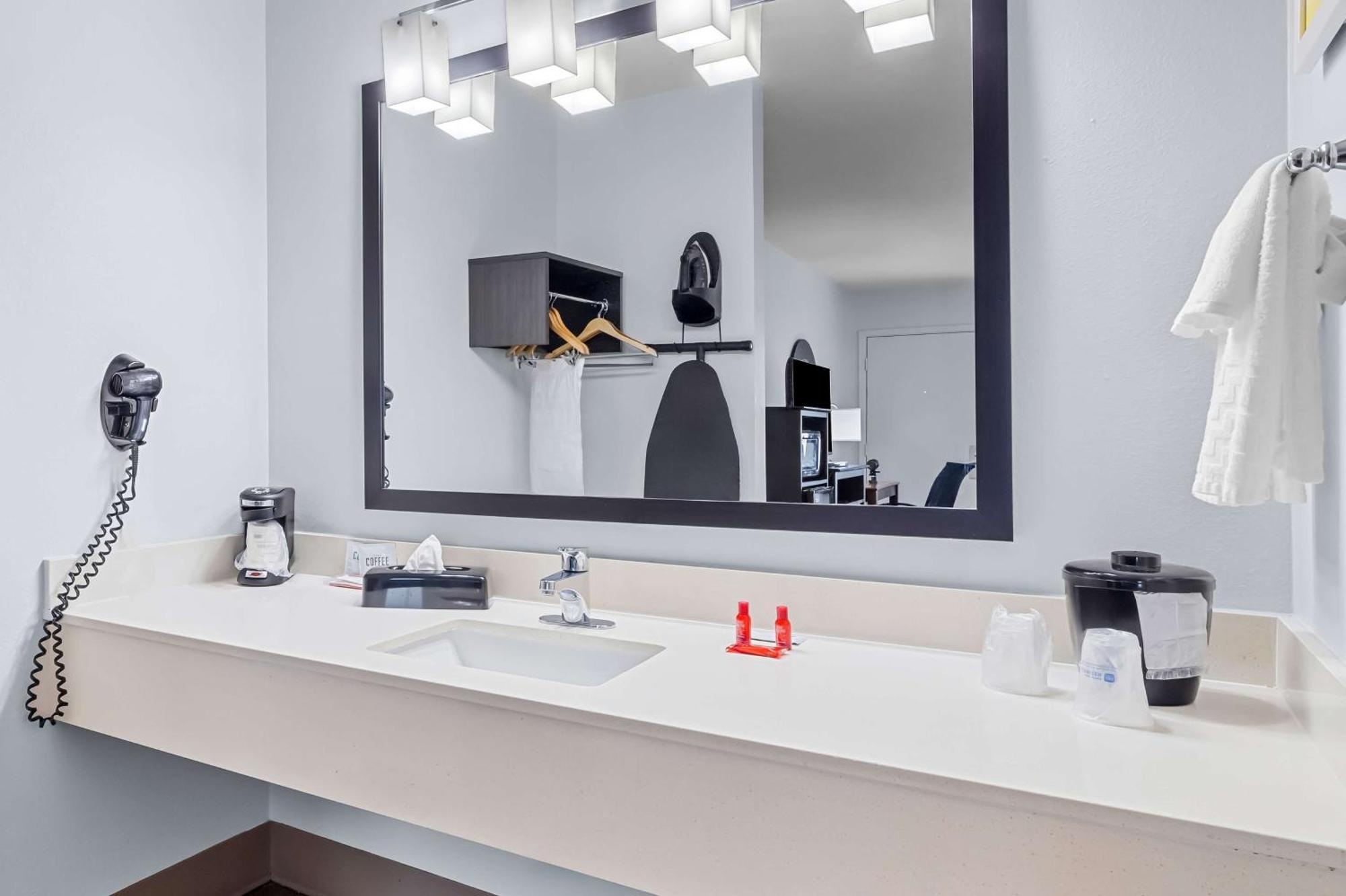Surestay Plus By Best Western Beaumont Extérieur photo